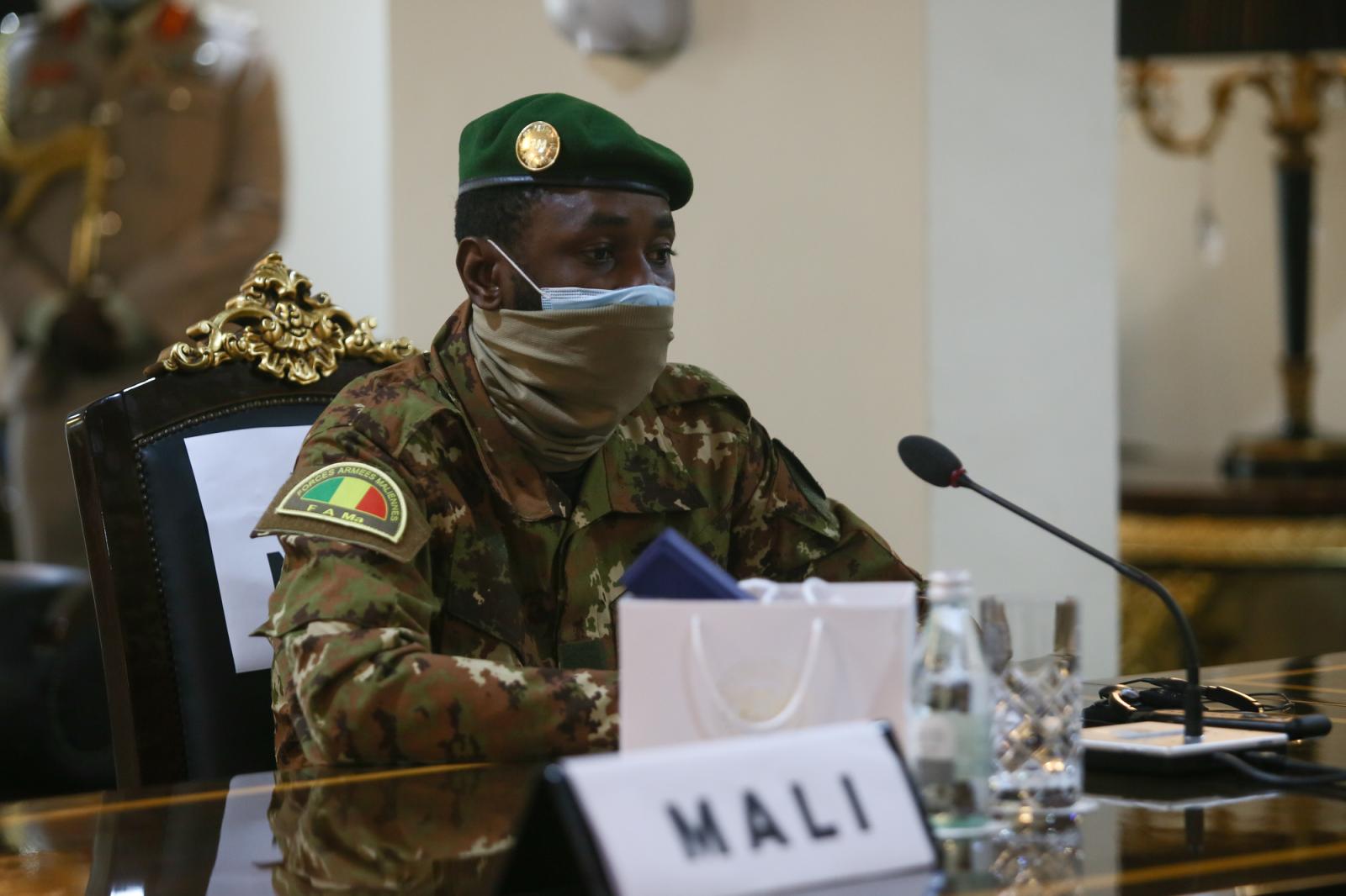 Mali: les autorités de Transition suspendent les activités politiques dans le pays