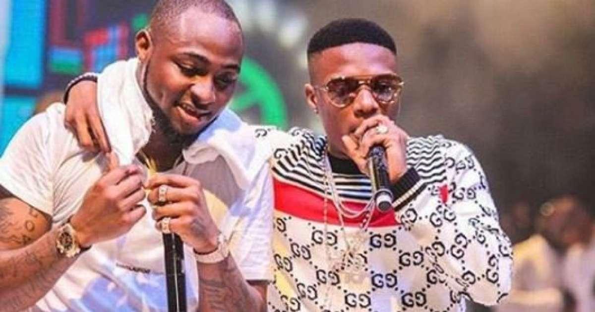 Wizkid rend un immense hommage à Davido en plein concert 
