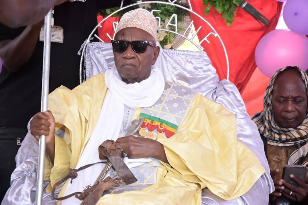 Ballou - Le chef de village Sada Niangane installé