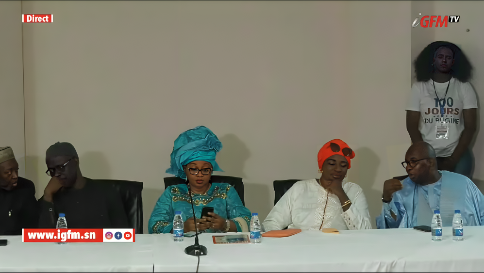 DIRECT – Suivez la conférence des leaders de «Diomaye Président»