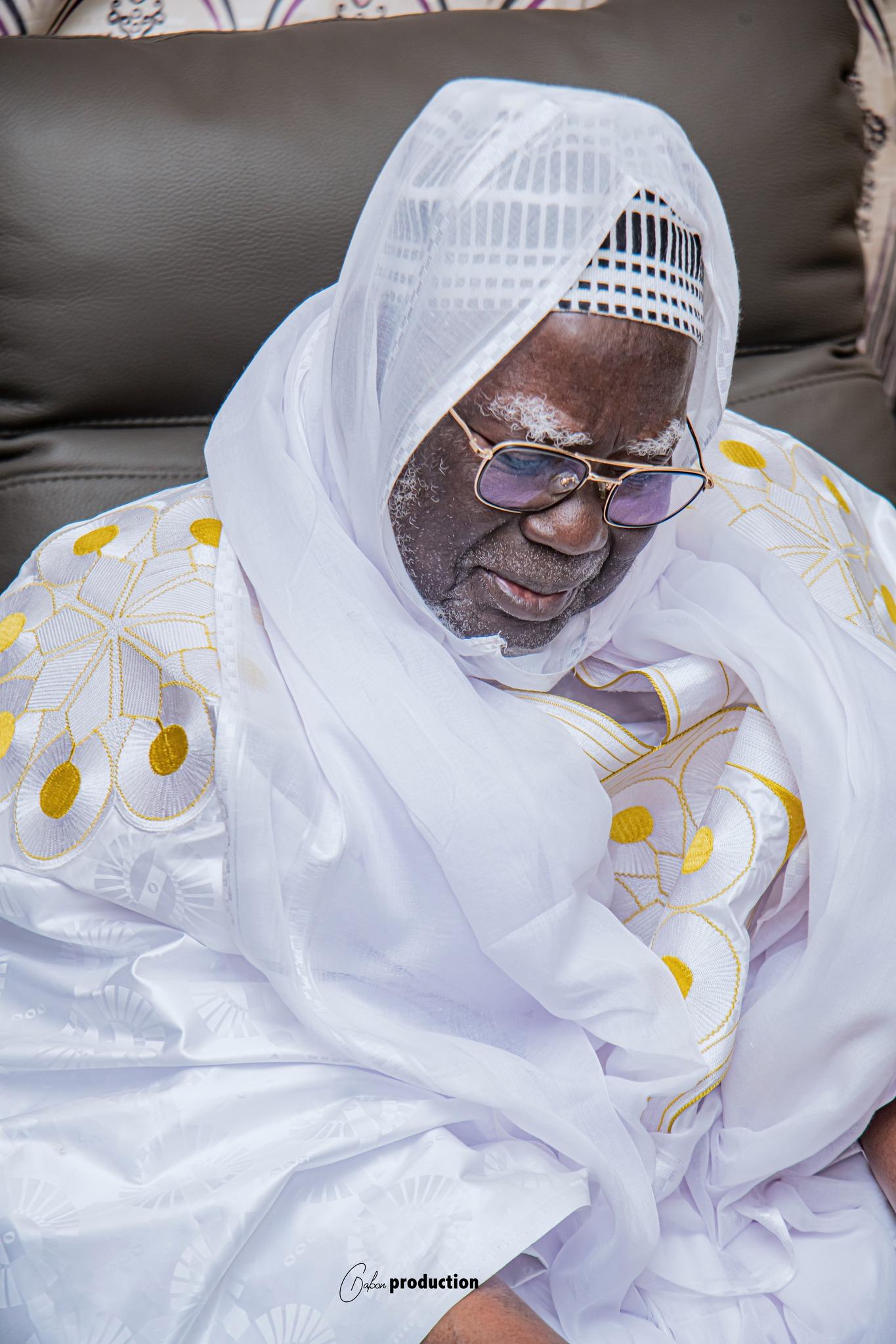 TOUBA : Le Khalife général des Mourides, Serigne Mountakha Mbacké, entame une nouvelle retraite spirituelle