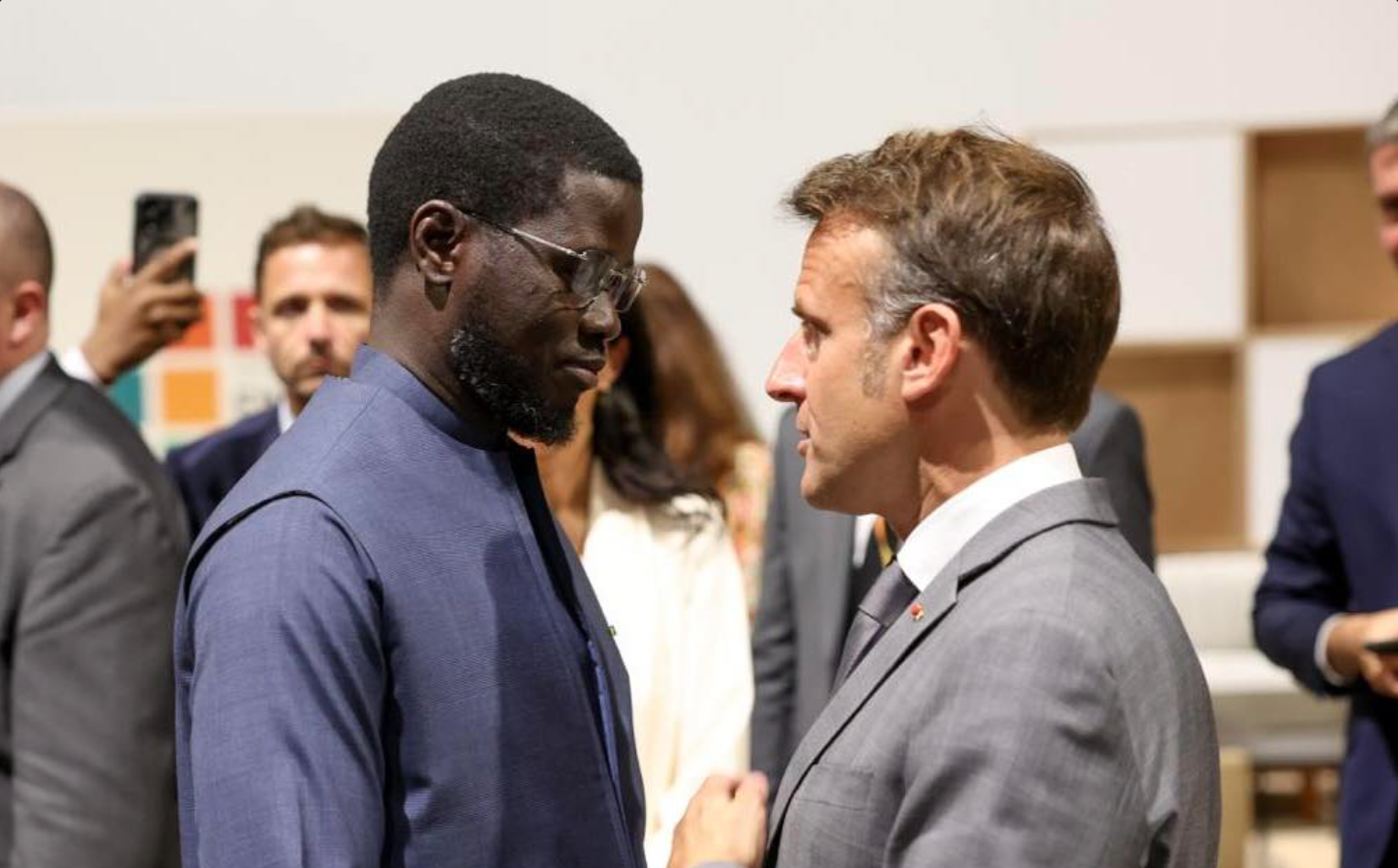 Diomaye et Macron, les détails de leur entretien de Séville