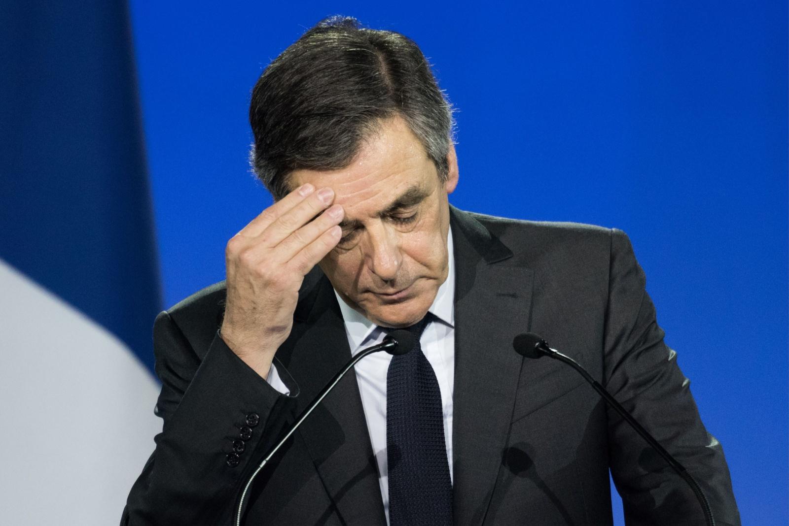 FRANCE : François Fillon condamné!