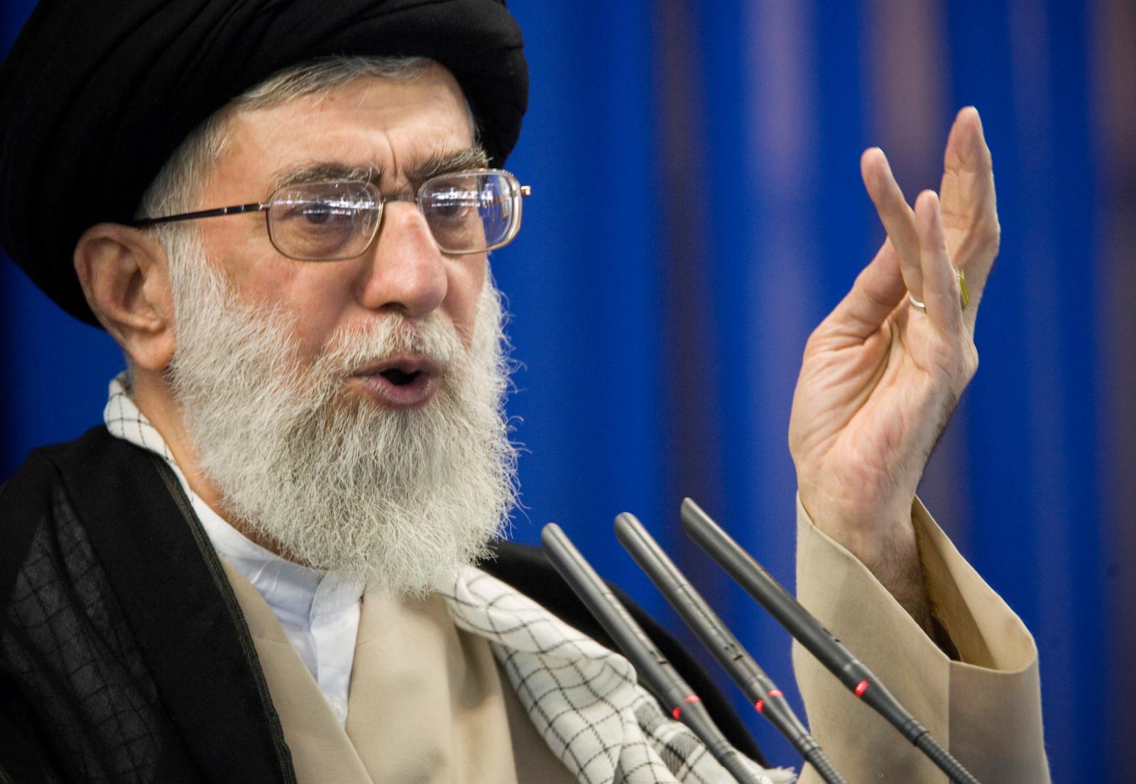 Iran : l’ayatollah Ali Khamenei met en garde les Usa et Israel