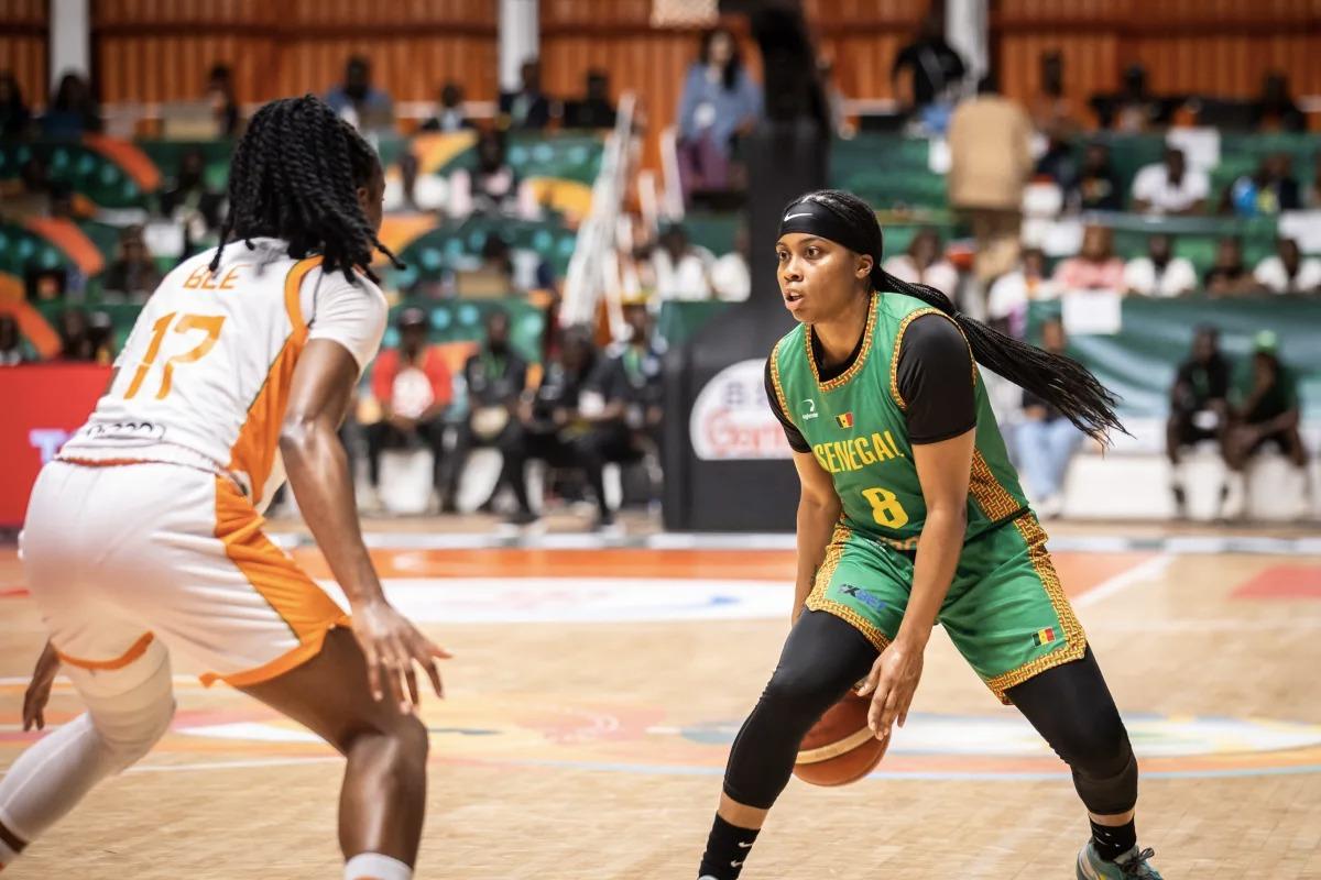 AFROBASKET : le Sénégal élimine la Côte d'Ivoire et retrouve les demi-finales