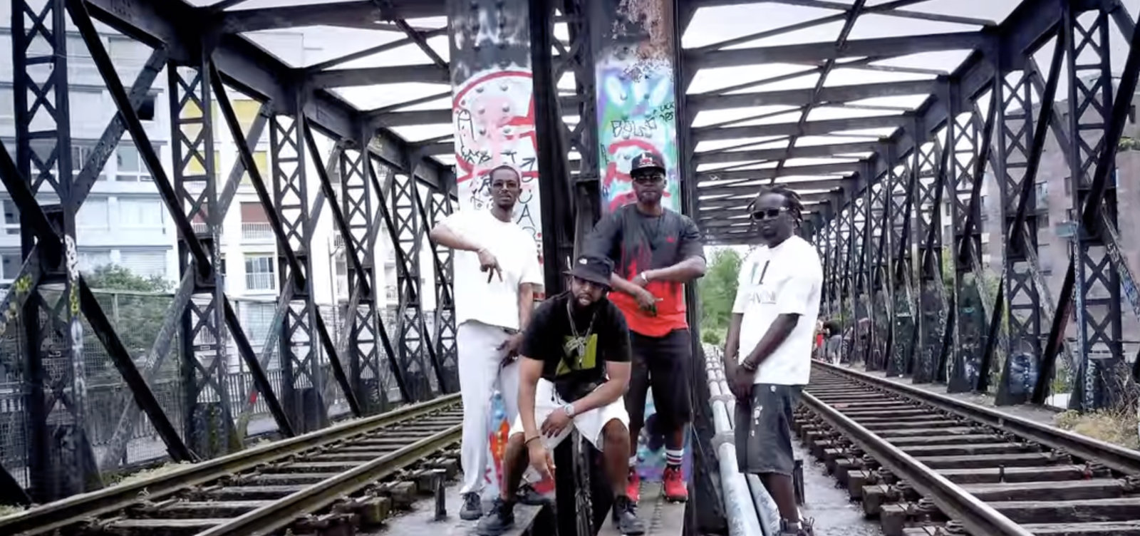  ''Waneel sa bopp'' , Coolby, Weuz Seen'Gem, Checky Blaze, Kaya Free-Minded