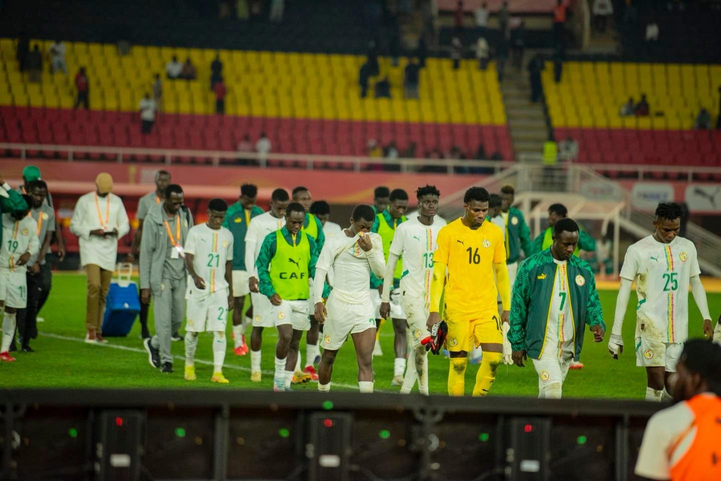 Maroc vs Sénégal : rouge annulé, VAR décriée...Les équipes réagissent à la polémique