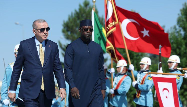 Visite du premier ministre Ousmane Sonko en Turquie : Les 2 pays pour une coopération de défense renforcée