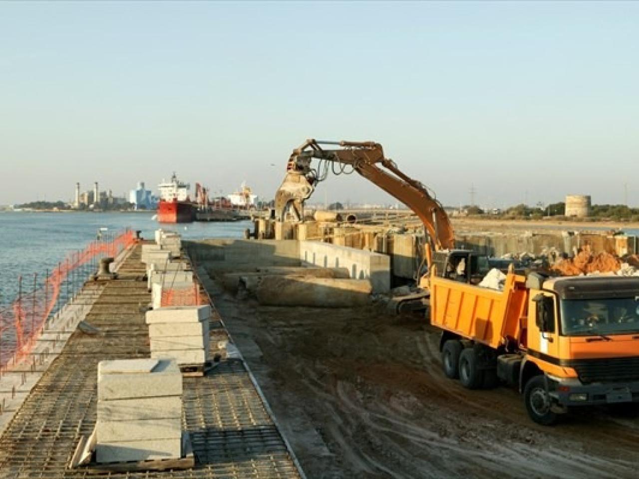 Port de Ndayane : les travailleurs affectés au chantier de construction sont en colère