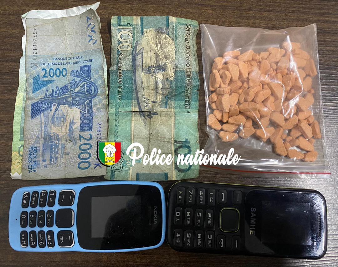 Drogue : arrestation d\'un individu au rond-point de Yoff en possession de 100 pilules d\'ecstasy