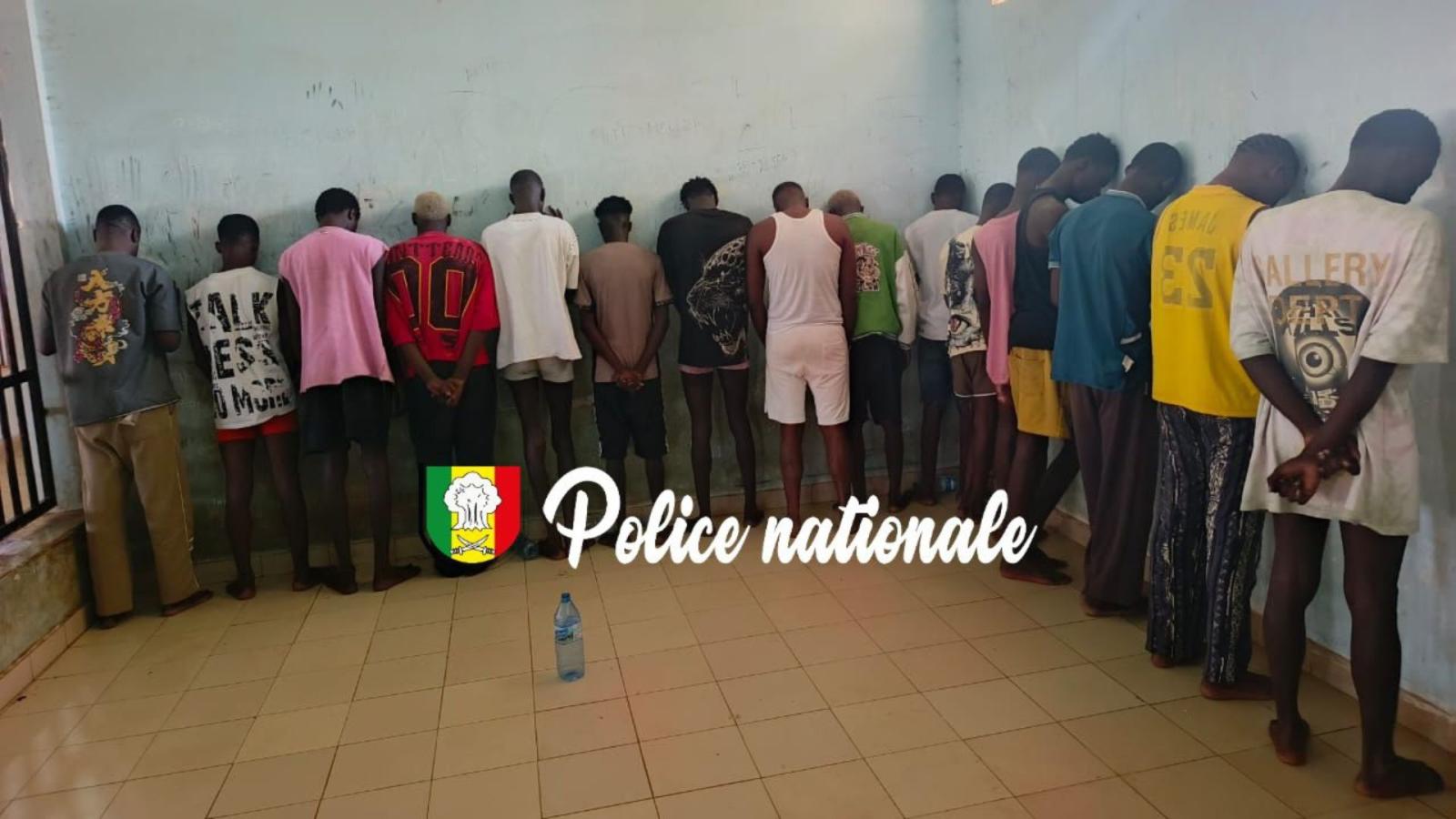 Partouze entre homosexuels : 17 personnes arrêtées à la Cité Kalia