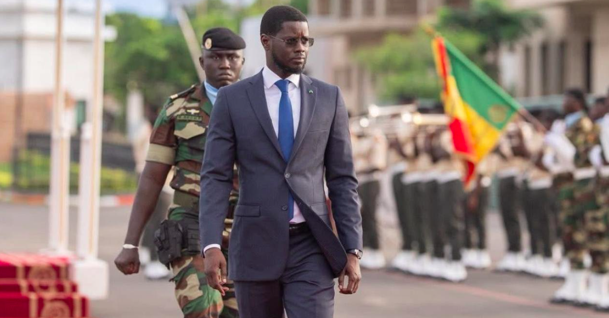 Retour de Diomaye: un accueil inhabituellement vide qui relance des interrogations