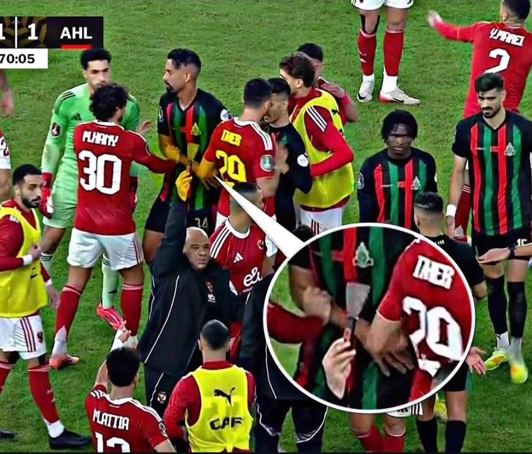 Maroc : un couteau à enduire lancé en plein match, scène choquante dans un stade de la CAN à J-23