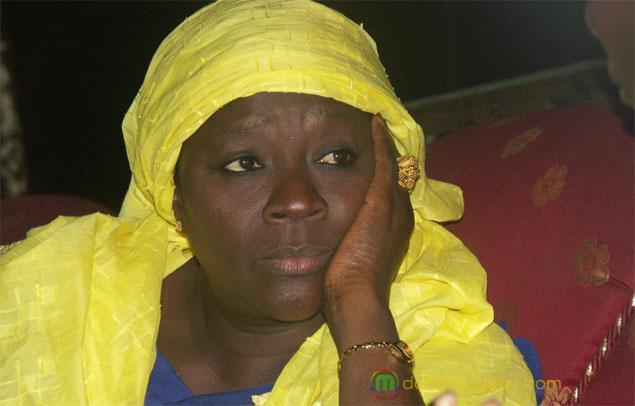 Décès Khar Mbaye Madiaga : Soda Mama Fall rend un émouvant hommage à la diva disparue !