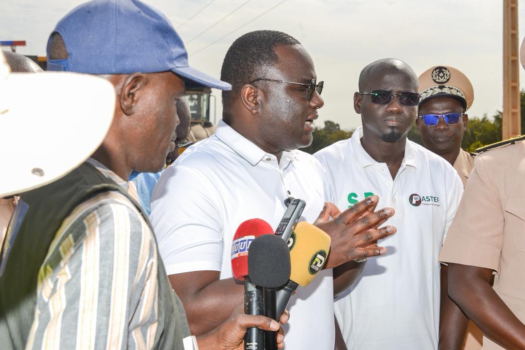 Birkilane–Mabo : Dethie Fall inflige des pénalités et limoge le chef de chantier pour non-respect des délais