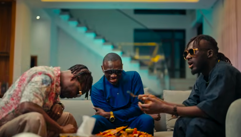  Akhlou Brick et Pape Diouf : Une collaboration explosive dans \