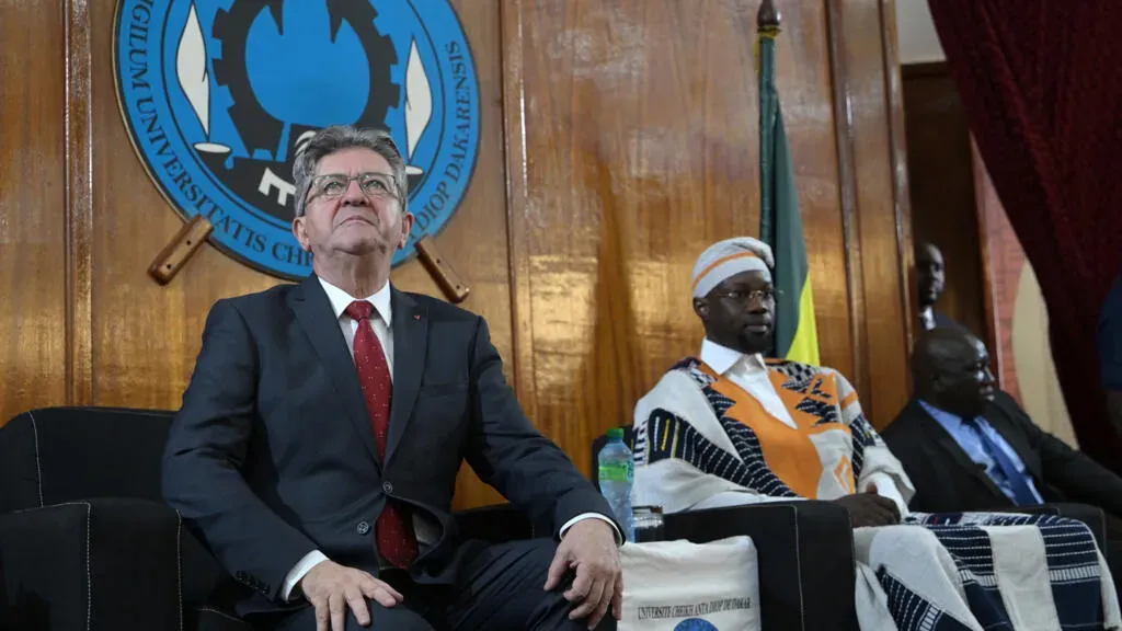 « C’est absurde », Jean-Luc Mélenchon réagit à l’adoption de la loi contre l’homosexualité