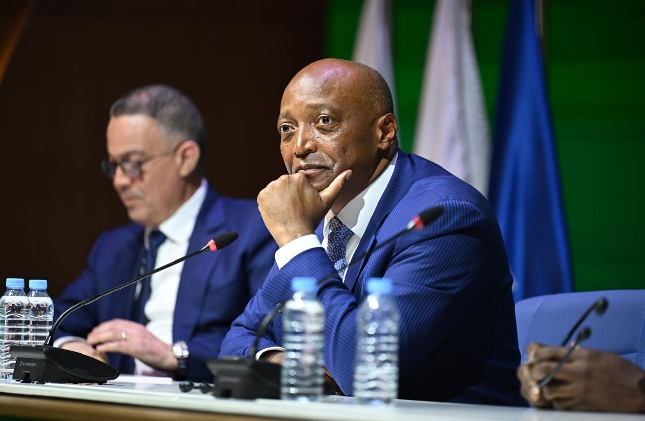 Visite au Maroc : le président de la CAF, Patrice Motsepe, s\'agace