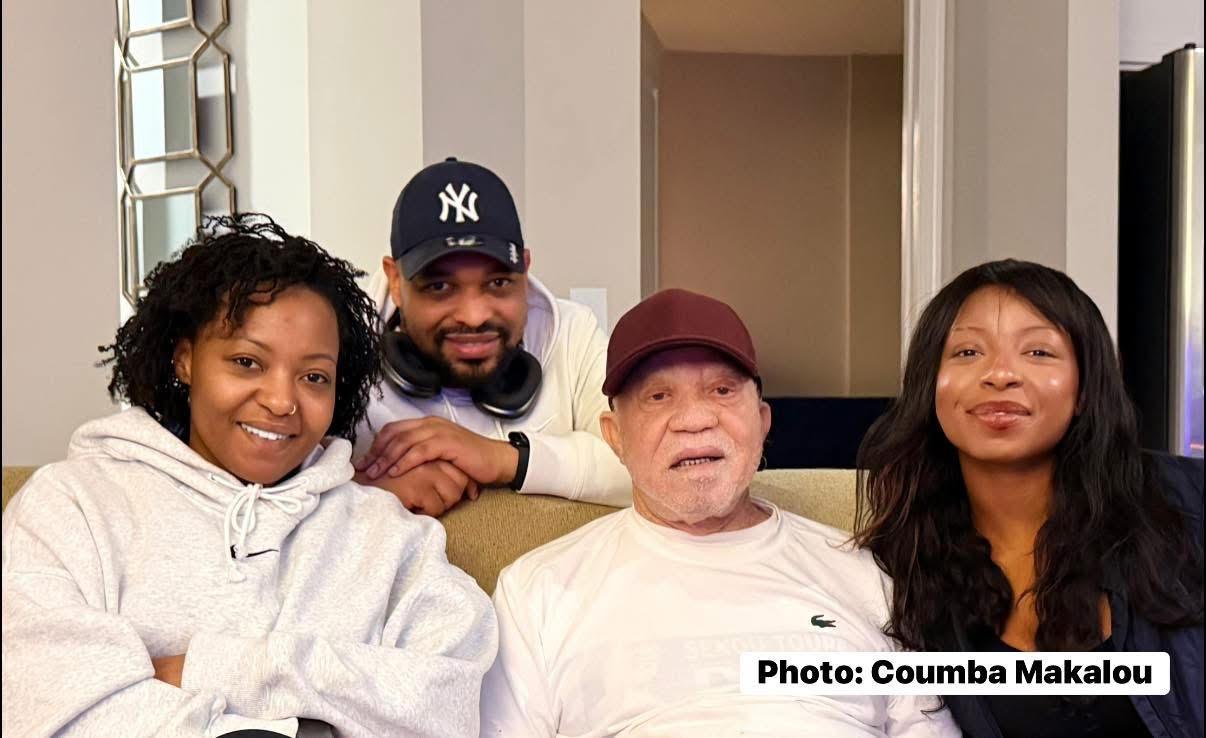 Après la maladie, Salif Keita retrouve l’essentiel : L’amour et la famille