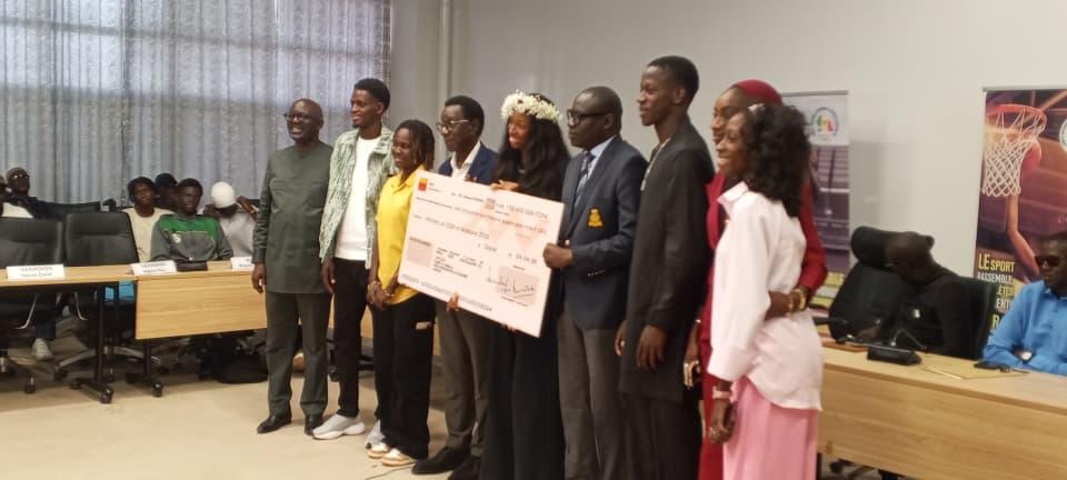 Préparation JO 2028 et 2032 : le CNOSS octroie une bourse d’environ 300 millions CFA à 20 athlètes