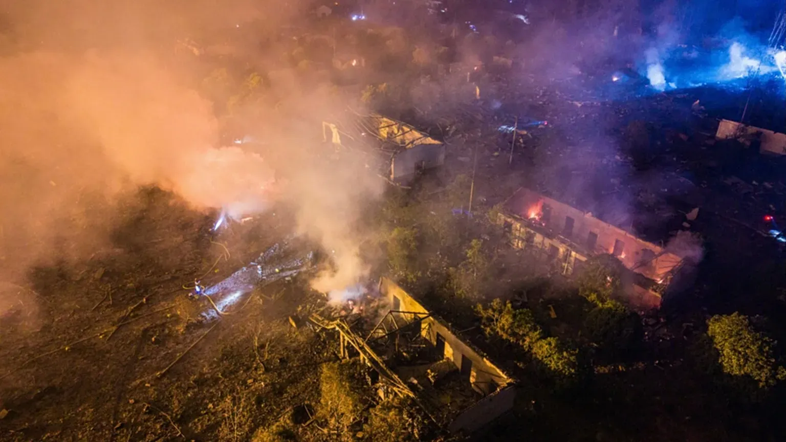 Le bilan de l\'explosion d\'une usine de feux d\'artifice dans le centre de la Chine s\'élève à 37 morts