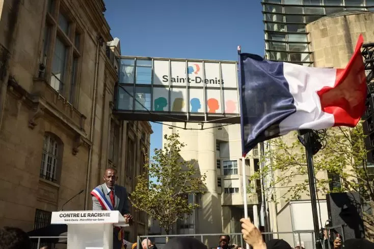 Visite annulée de Fally Ipupa à Saint-Denis: le maire Bally Bagayoko dénonce des pressions \