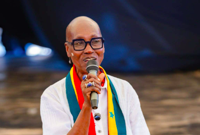 Biennale de la danse en Afrique : Toubab Dialaw vibre au rythme de Germaine Acogny !  