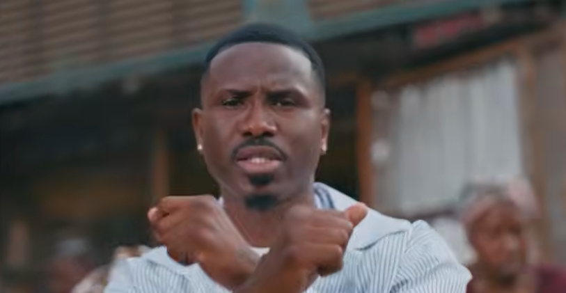 Dip Doundou Guiss de retour avec « Goundiyi Niou Tolou », un single engagé sur la réalité sociale