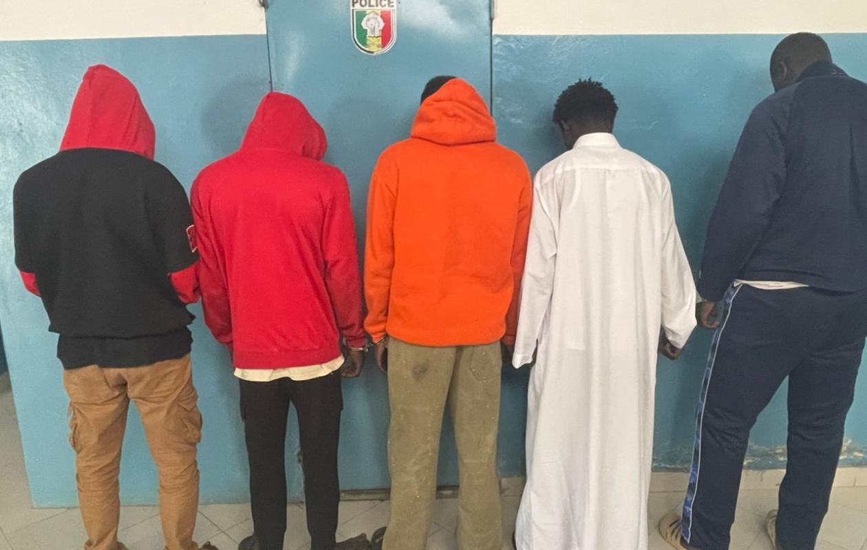 Saint-Louis : Un imam dénonce son fils homosexuel séropositif, cinq personnes déférées au parquet