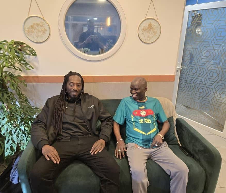UNESCO : Neega Mass rencontre Omar Pène en marge de la Semaine africaine et de ses 50 ans de carrière