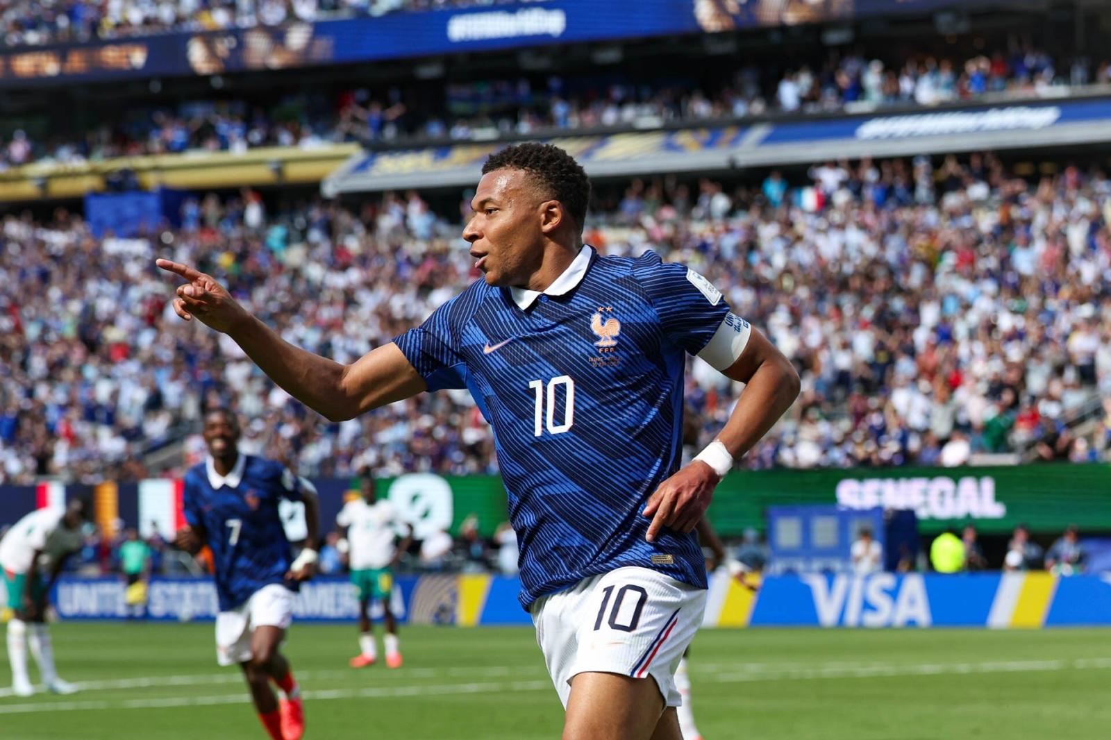 Mbappé après la victoire contre le Sénégal : «Je joue pour marquer l'histoire de mon pays»