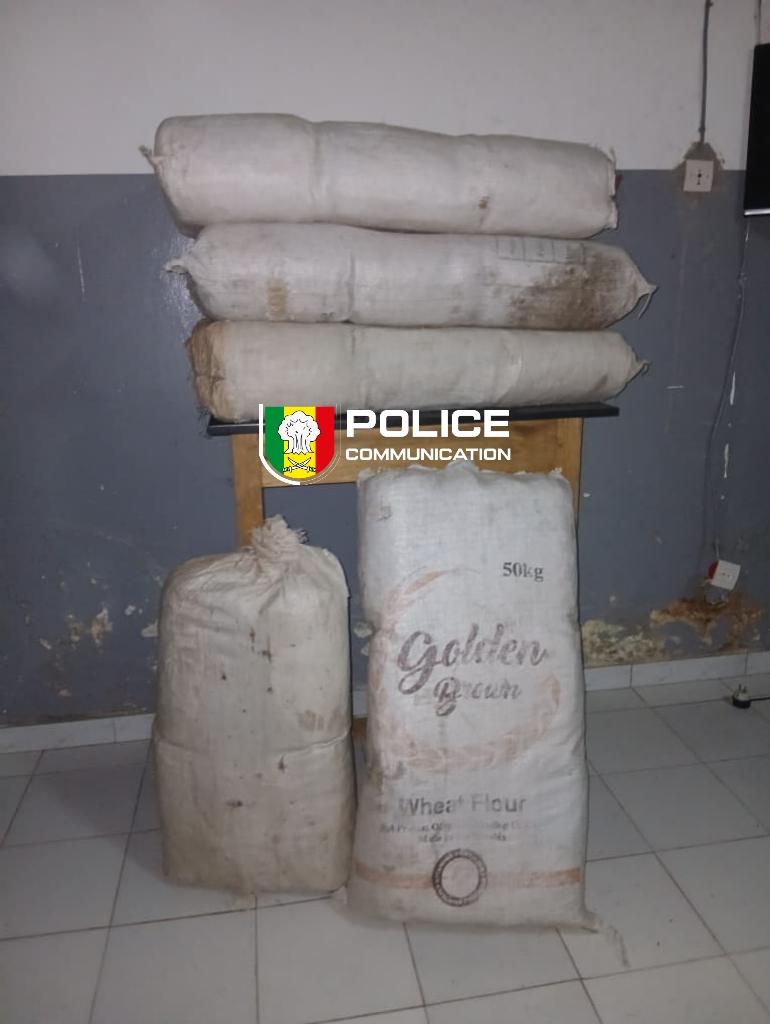 ​Drogue : la BRS démantèle un vaste réseau à Dakar, six interpellations et saisie d\'une importante quantité d\'ecstasy