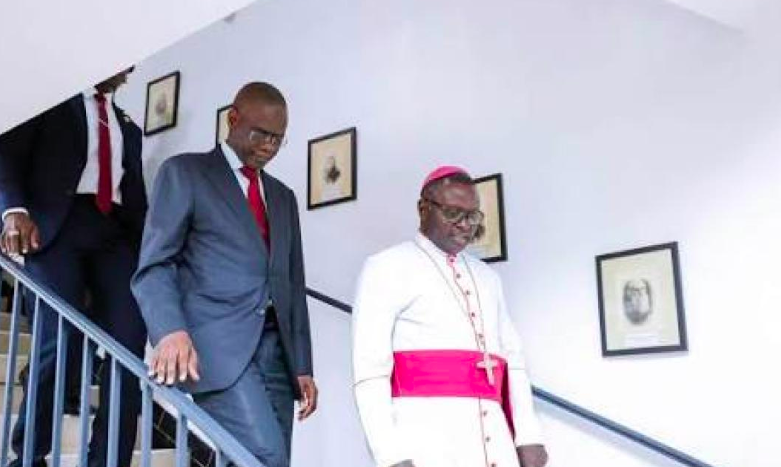  Ahmadou Al Aminou Lô à la cathédrale de Dakar : le Gouvernement réaffirme son soutien à l’Église