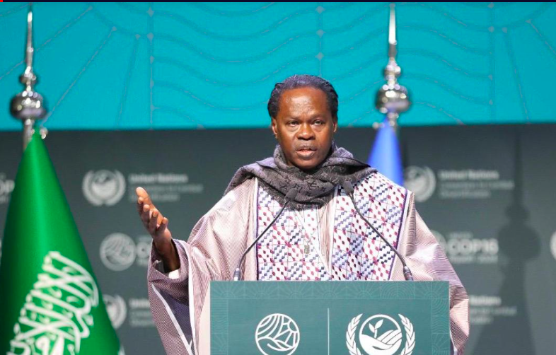 DÉSERTIFICATION ET CLIMAT : Baaba Maal porte la voix de l\'Afrique à la COP17 de la CNULD en Mongolie