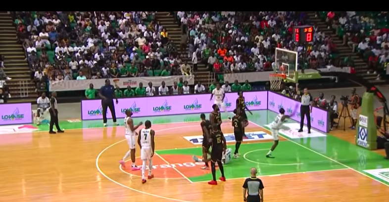  Éliminatoires Mondial de basket : Le Sénégal arrache une précieuse victoire face à l’Angola