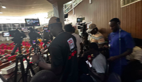 DPG: Les conditions d\'accueil et de travail des journalistes remises en cause  