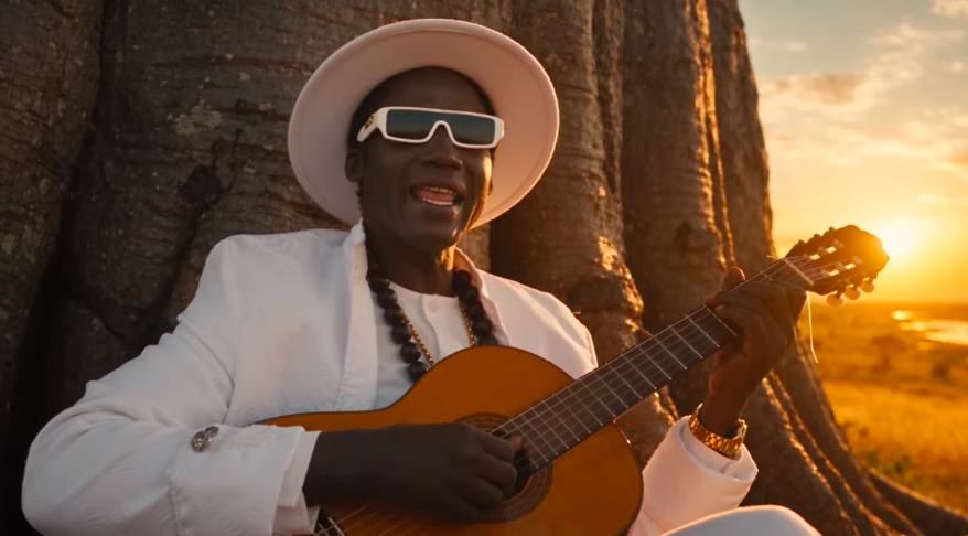 Paco Diatta Leve le voile sur « LA LETTRE J »: « JALOUSIE », Un Single-Choc qui derange !