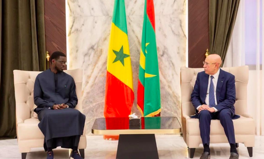 Sénégal – Mauritanie : Bassirou Diomaye Faye fait escale à Nouakchott et s’entretient avec Mohamed Ould Ghazouani