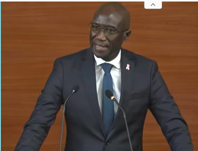 Fonds spéciaux : Le gouvernement active le vote bloqué sur la loi organique, Me Moussa Sarr invoque l\'article 82 de la Constit