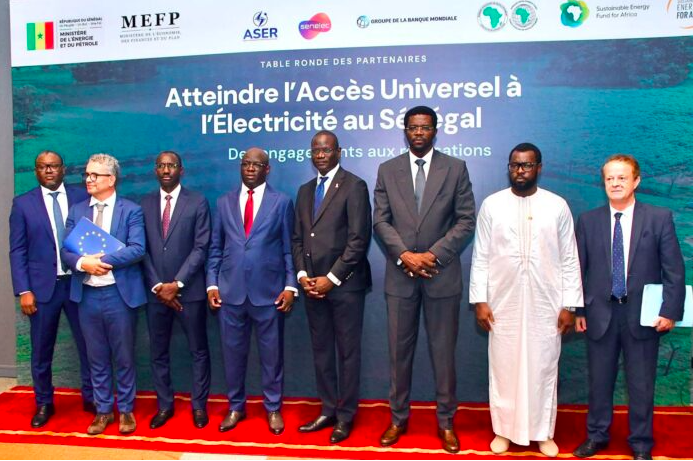 Énergie  : 1 000 milliards de FCFA mobilisés pour garantir l’accès universel à l’électricité au Sénégal d\'ici 2029