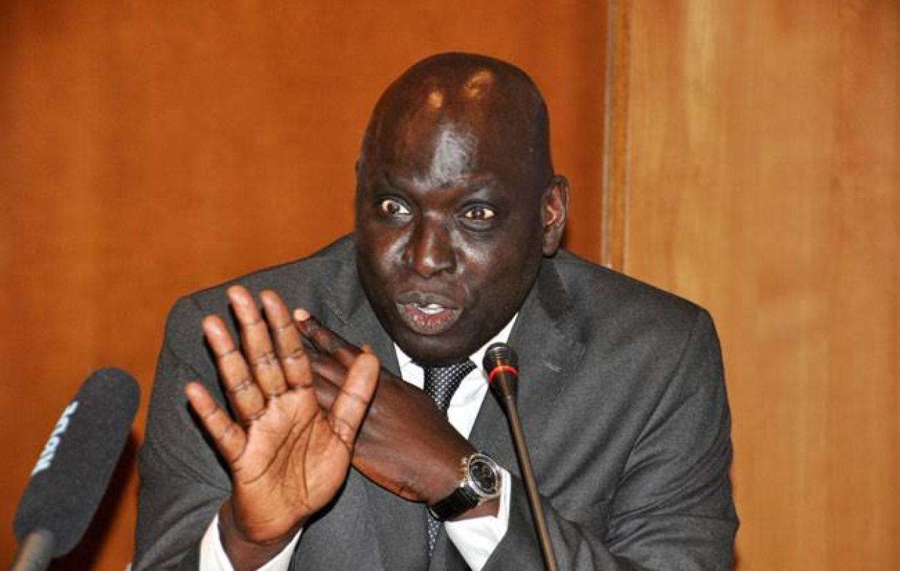 Mandat d’arrêt visé, 1 000 milliards FCFA réclamés : Madiambal Diagne s’attaque à l’État